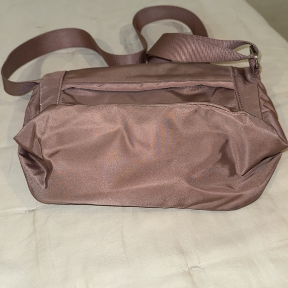 Lululemon Festival Bag II Dusty Rose Mauve Crossbody Bag Purse 5L - Picture 8 of 10